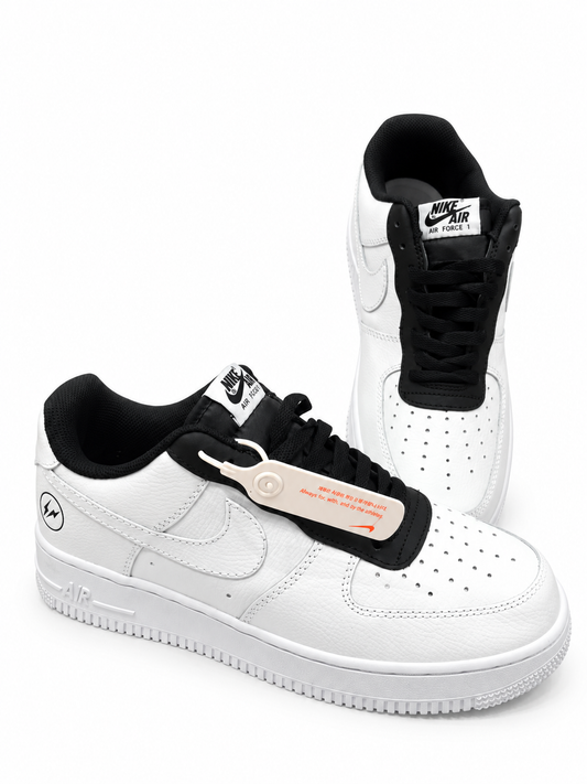 NIKE AIR FORCE